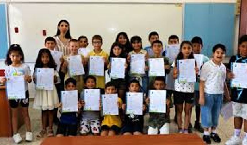 Eğitimde birinci dönem yarın karnelerin dağıtılmasıyla tamamlanacak...