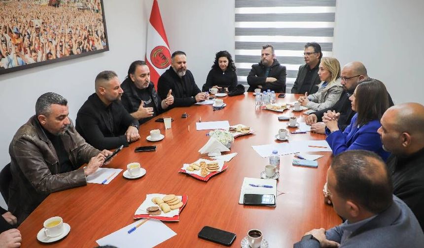 CTP, kamuda örgütlü beş sendika ile bir araya geldi