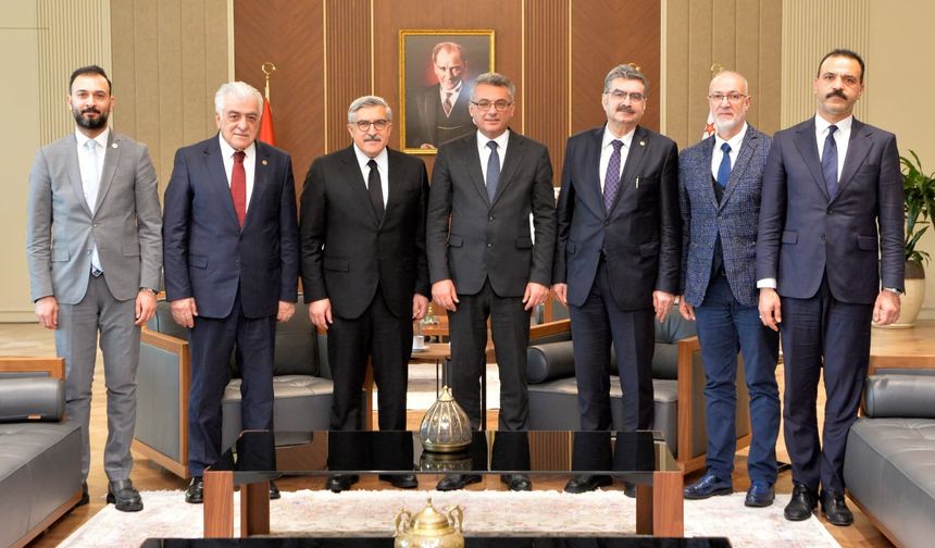 Cumhurbaşkanı Erhürman, AK Parti heyetini kabul etti