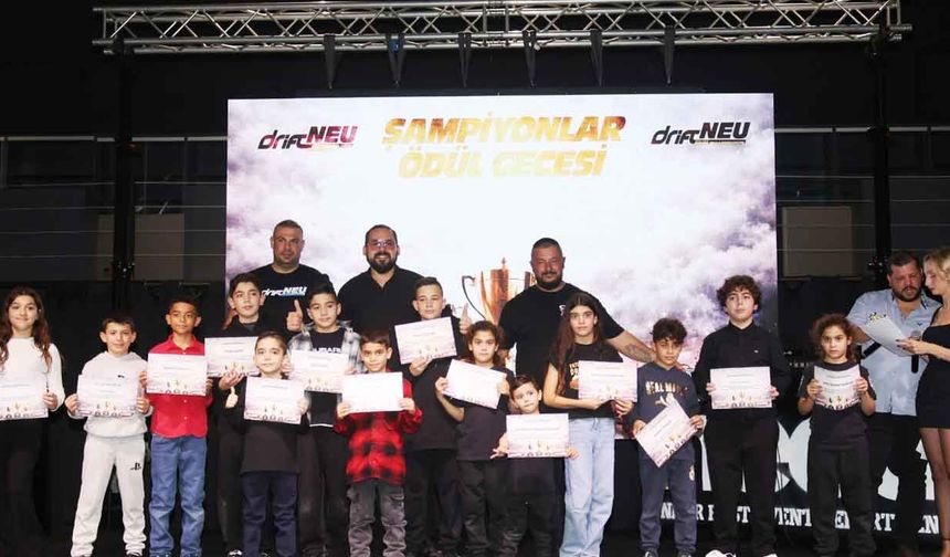 Drift NEU GYMKHANA Challenge 2025 Şampiyonları Kupalarına Kavuştu