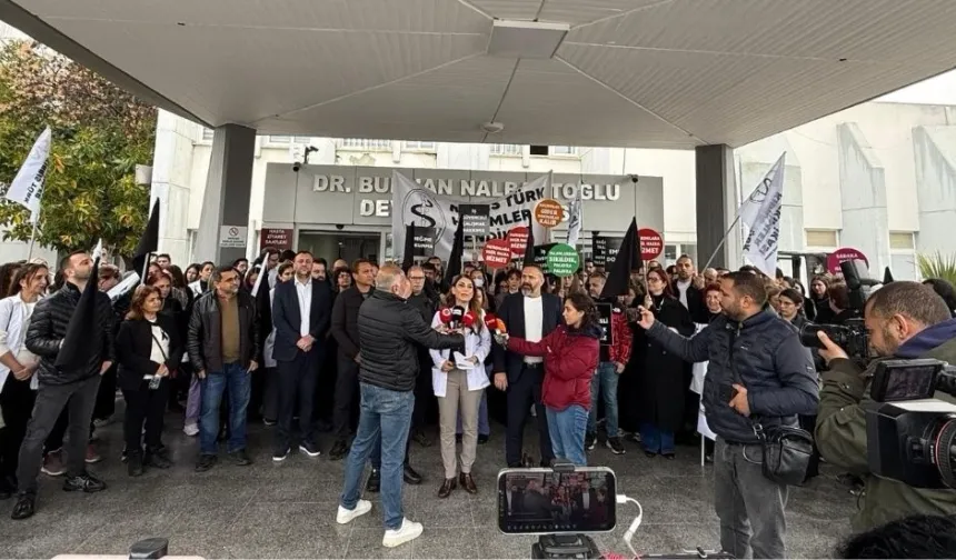 Tıp-İş, "Kamu Hekimleri Yasası" talep etti