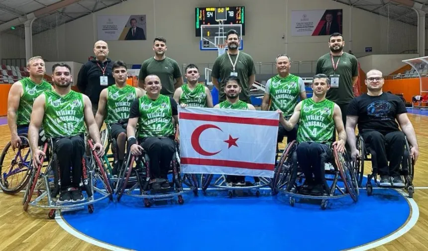 Vakıflar deplasmanda kazandı, ilk devreyi lider bitirdi