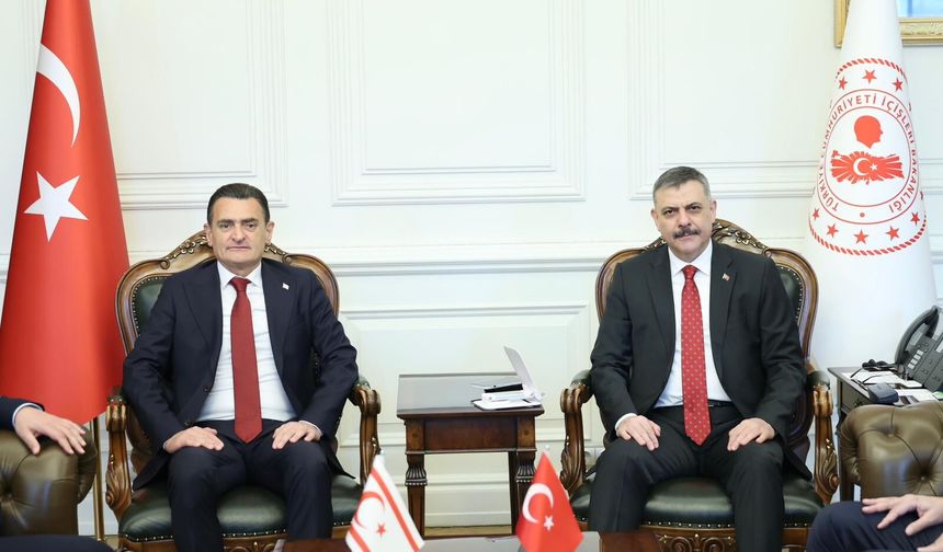 İçişleri Bakanı Oğuz , Türkiye İçişleri Bakanı Çiftçi ile bir araya geldi