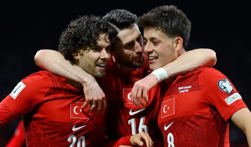 Türkiye, Romanya'yı devirdi: Dünya Kupası'na bir adım kaldı