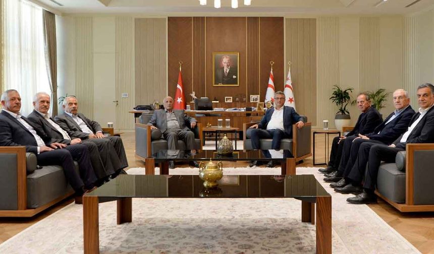 Cumhurbaşkanı Erhürman Kıbrıs Türk Belediye Başkanları Derneği heyetini kabul etti