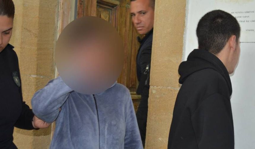 Alkollü bakıcı yaşlı kadını darp etti!