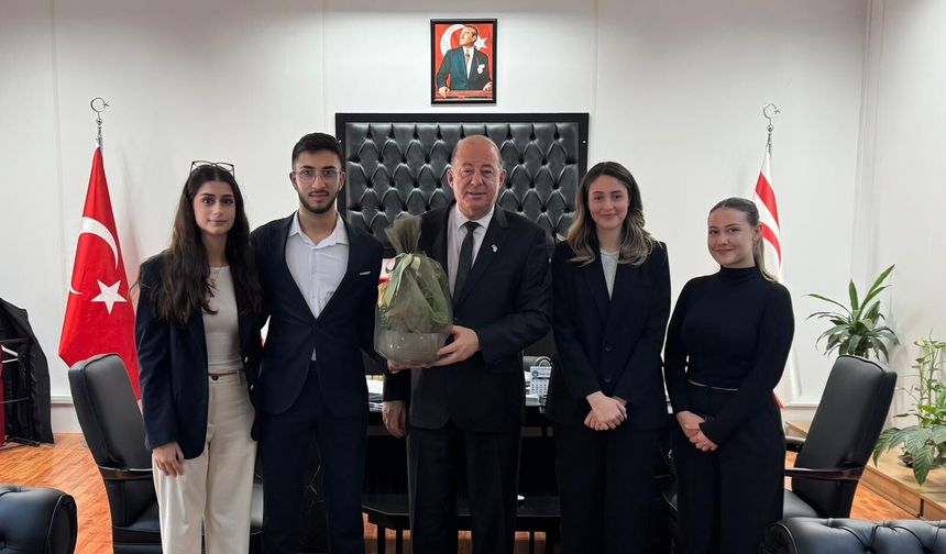 GHD Yönetim Kurulu Sağlık Bakanı Dinçyürek’i ziyaret etti