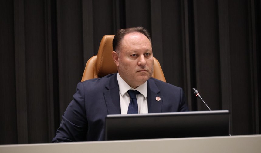 Öztürkler’den Hüsamettin Cindoruk için taziye mesajı