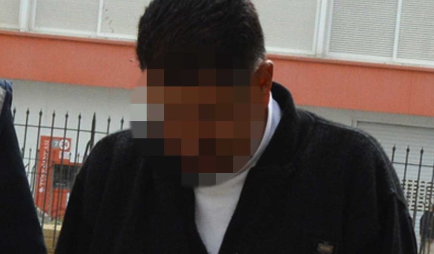 Sahte 100 Dolar ile Yakıt Aldı