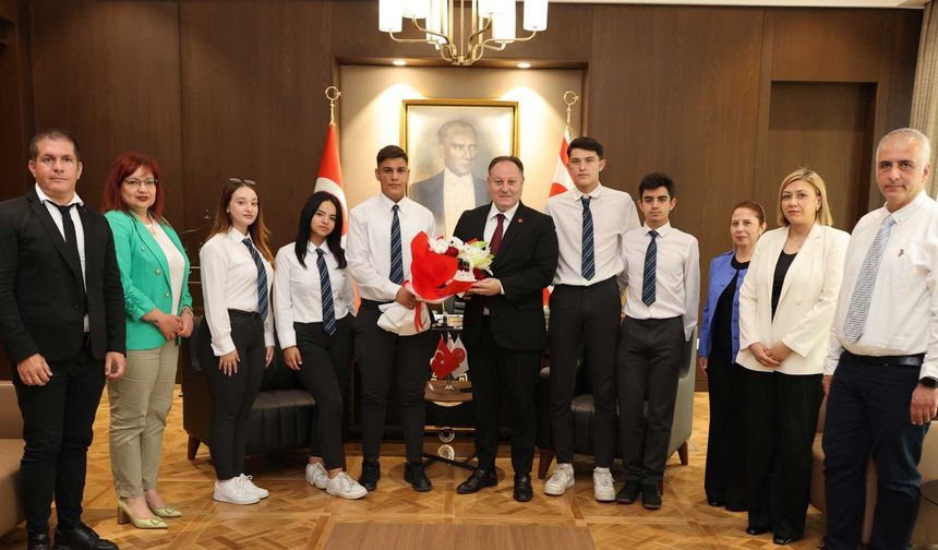 Öztürkler: Özgürlüğü, bağımsızlığı ve Kıbrıs Türk halkını savunmaya devam edeceğiz