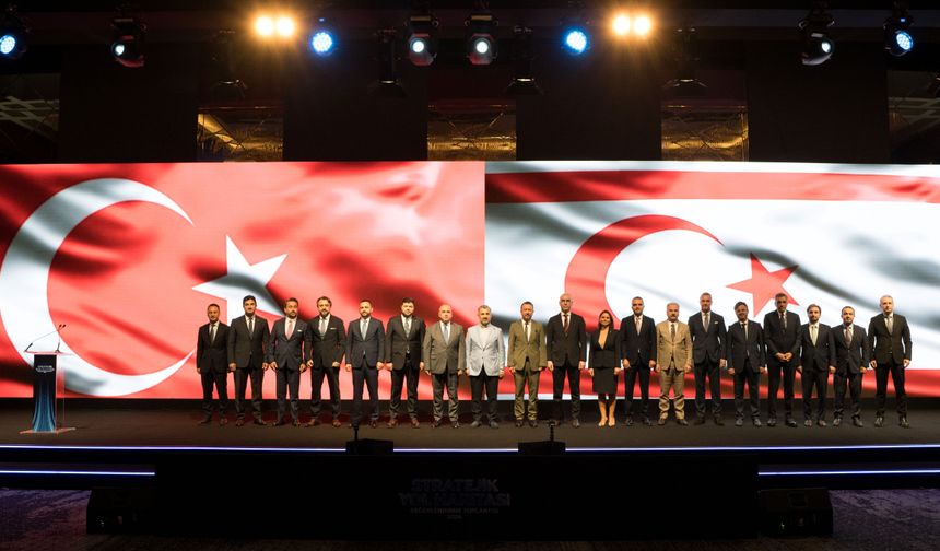 Türk Telekom KKTC'de "Stratejik Yol Haritası Değerlendirme Toplantısı" düzenledi
