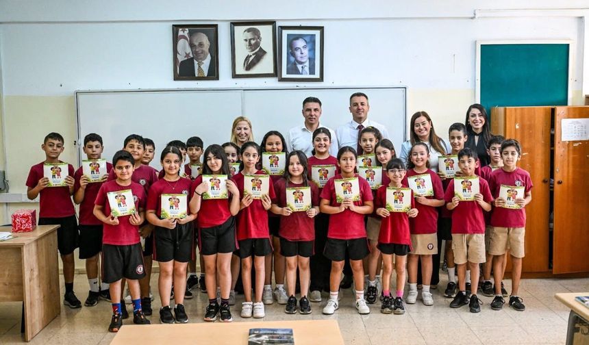 Amcaoğlu’ndan öğrencilere karne hediyesi: “Karlina’nın Hikayesi”