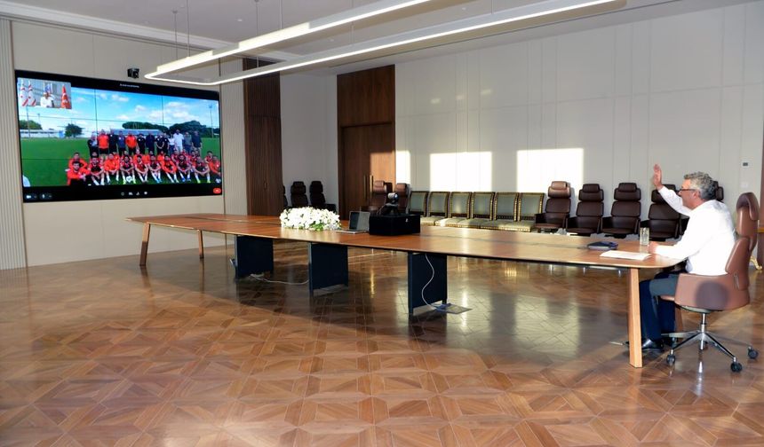 Erhürman’dan Millilere final öncesi destek