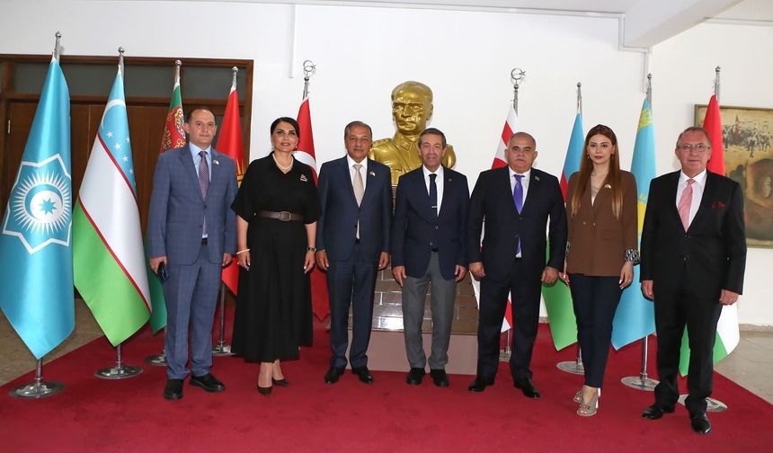 Ertuğruloğlu, Azerbaycan Milli Meclisi heyetini kabul etti