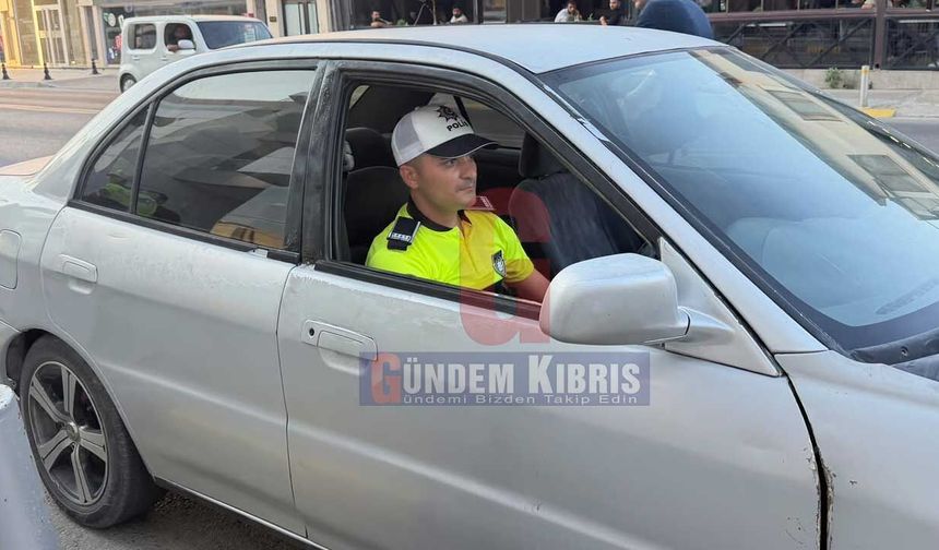 Dereboyu’nda Kısa Süreli Kovalamaca: Ehliyetsiz Sürücü Polisi Görünce Kaçtı
