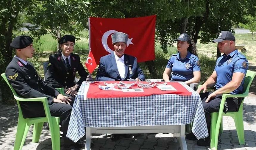Beşparmak'ın efsane tankçısı 52 yıl sonra o anları anlattı