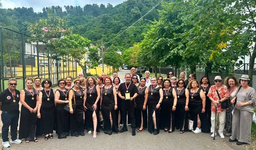 Gönyeli Yükseliş Korosu, Batum’da iki konser verdi