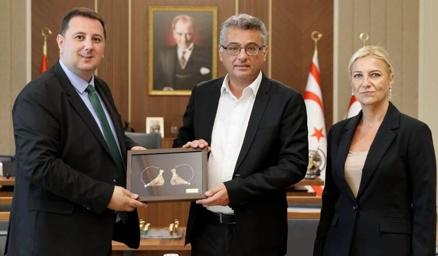 Erhürman, Makedonya Türk Hareket Partisi Genel Başkanı İbrahim'i kabul etti